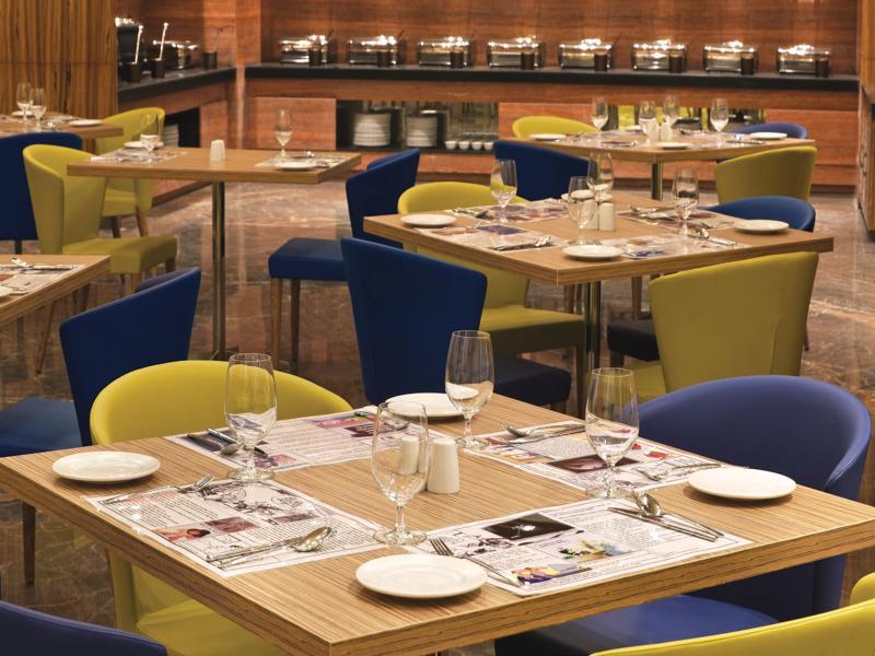 Lemon Tree Hotel Sohna Road Gurgaon Ngoại thất bức ảnh